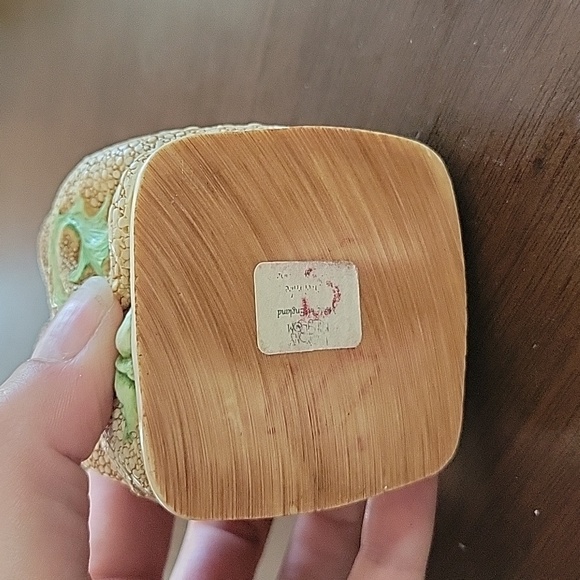 Harmony Kingdom Firedrake the dragon box - Picture 3 of 7